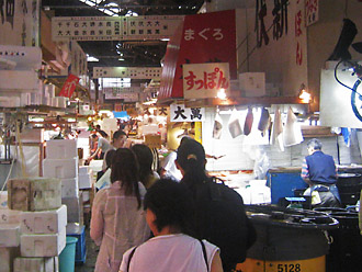 Walk Around Tsukiji Fish Market Pic.