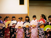 浴衣で日本舞踊画像